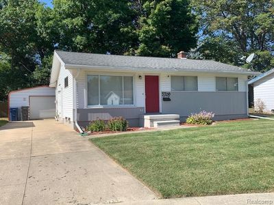 5709 Suburban Ct, Flint, MI, 48505