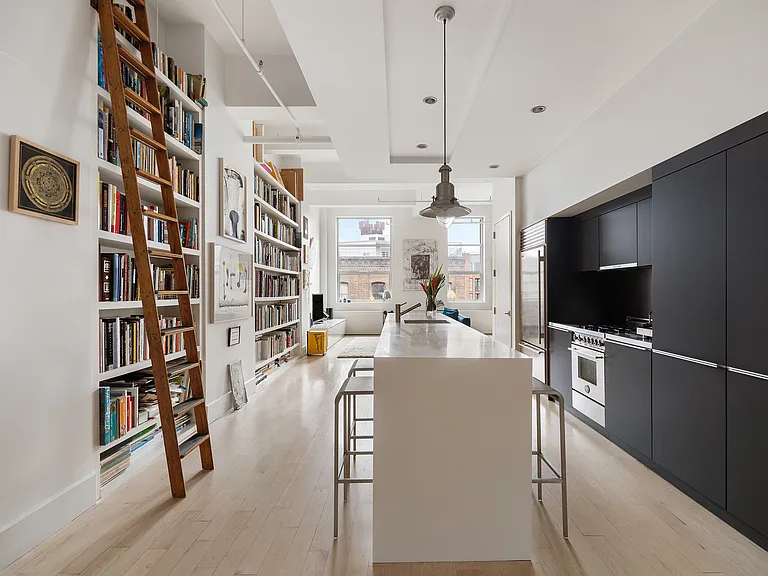55 Berry St #4D — Photo 4
