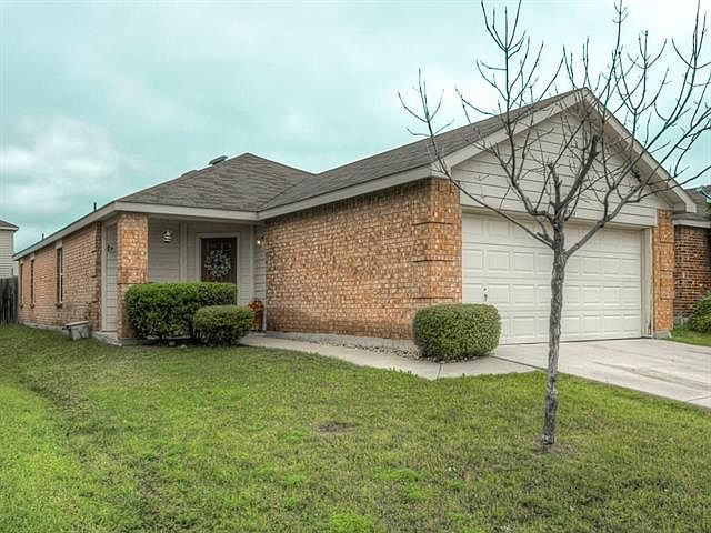 1st image of 4804 Waterford Dr