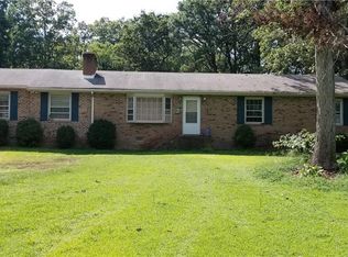 10400 Charleston Rd, Mechanicsville, VA 23116