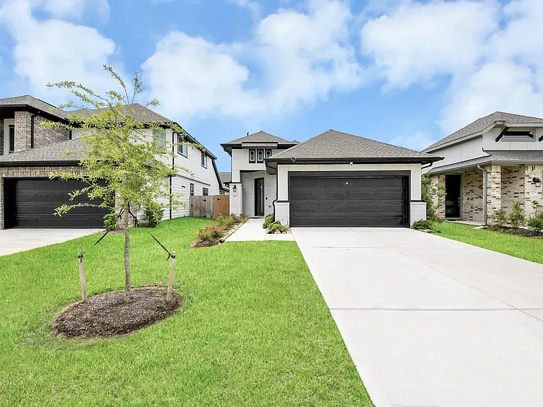 20755 Sunseed Dr — Photo 33