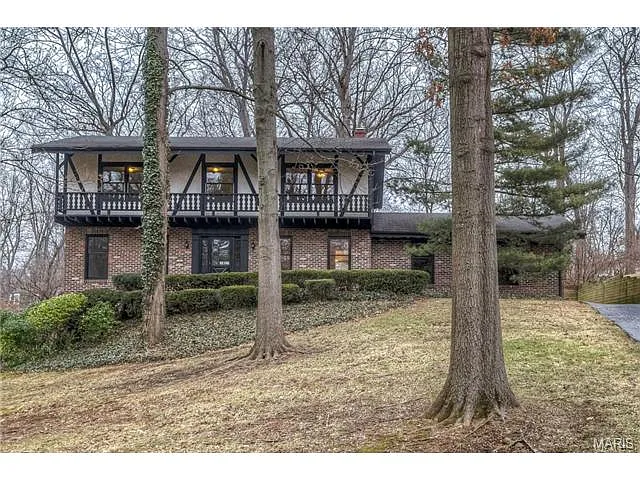 1503 Greening Ln photo 1