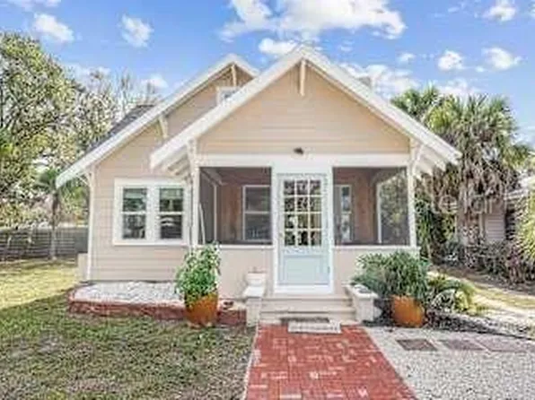 2570 Loma Linda St, Sarasota, FL 34239