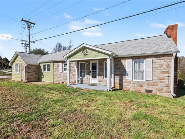 3151 Burke Mill Rd, Winston Salem, NC 27103