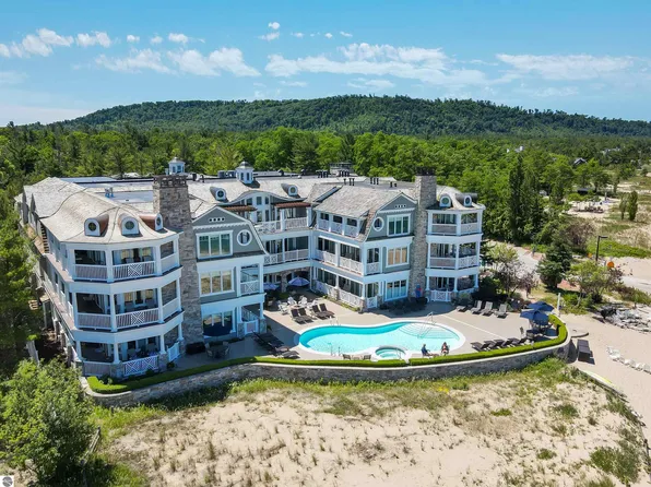 5707 S Lake St #12-A, Glen Arbor, MI 49636