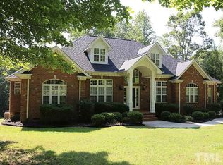 1208 Laneridge Ct, Raleigh, NC 27603