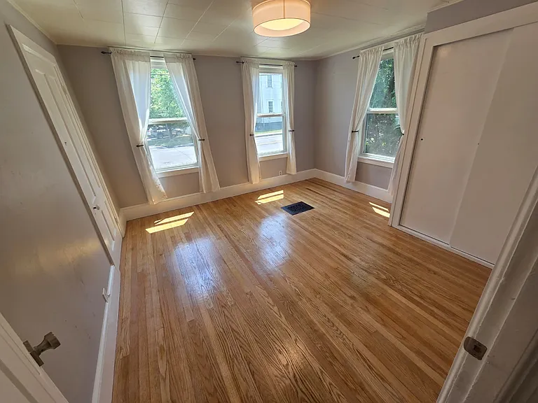 61 Old South St #1 — Photo 6