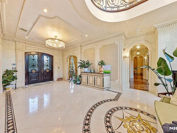 5th image of 78 Roberts Rd