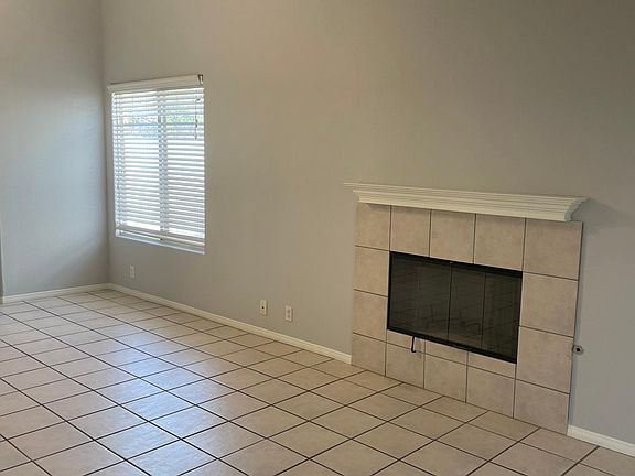 4th image of 68310 McCallum Way