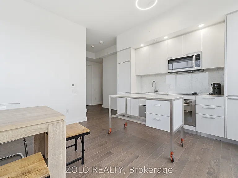 75 Canterbury Pl #Penthouse 303 — Photo 6