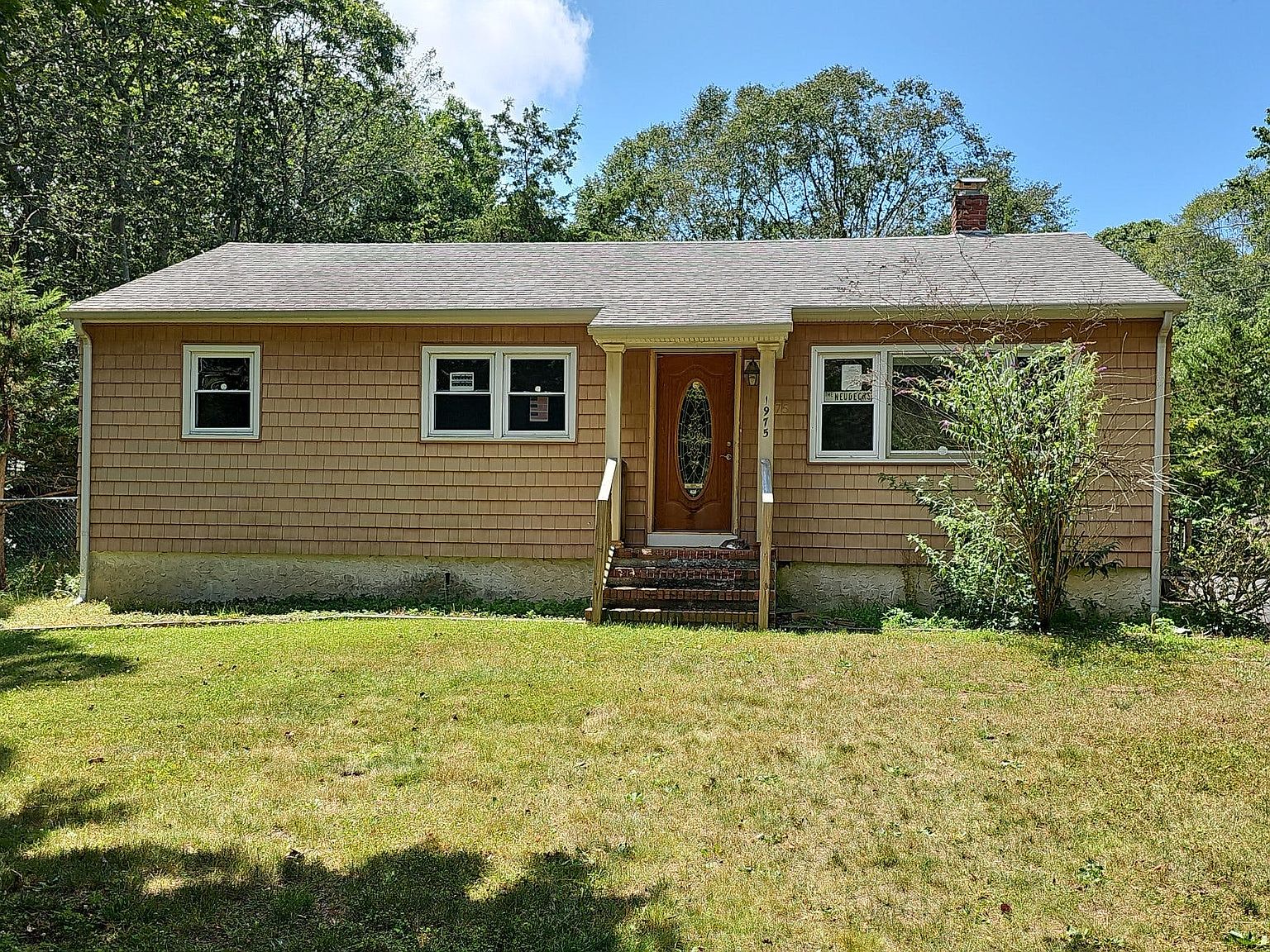 1975 Cox Neck Rd, Mattituck, NY 11952 Zillow