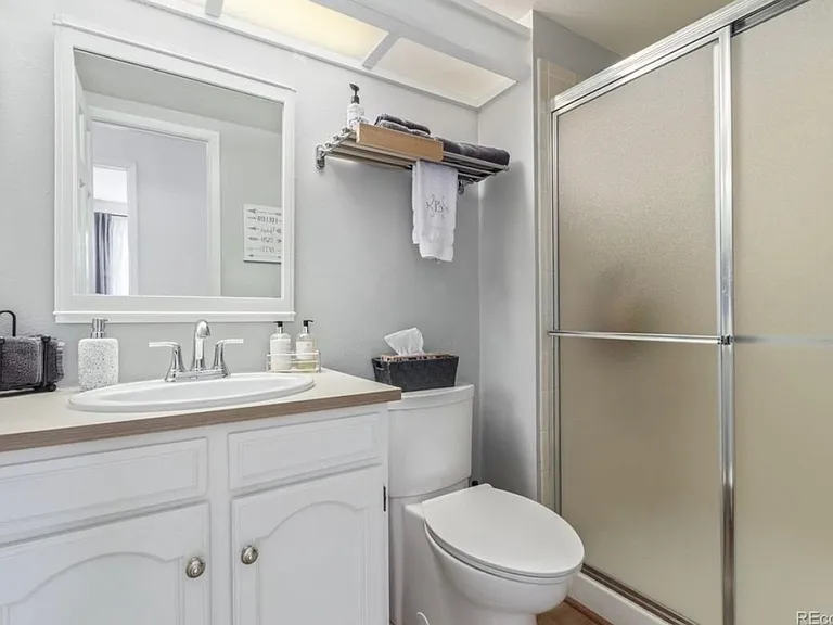 8039 E Phillips Cir — Photo 17