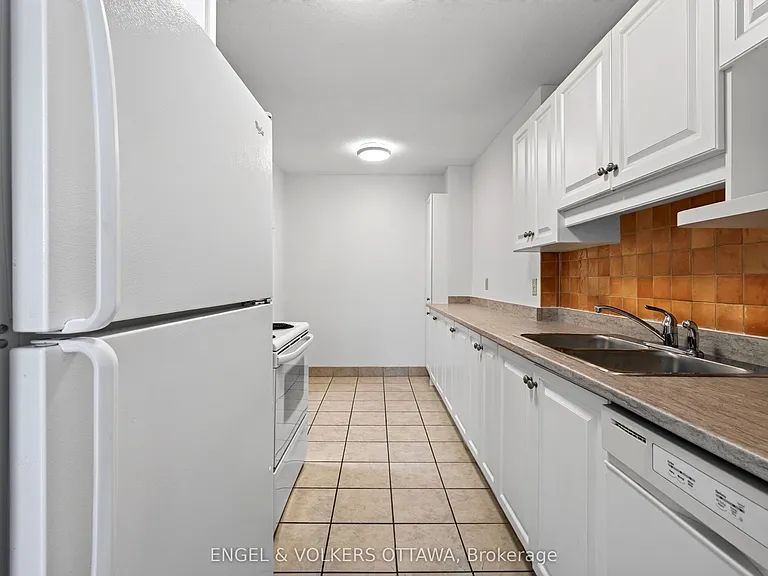 176 Birch Hill Point — Photo 18