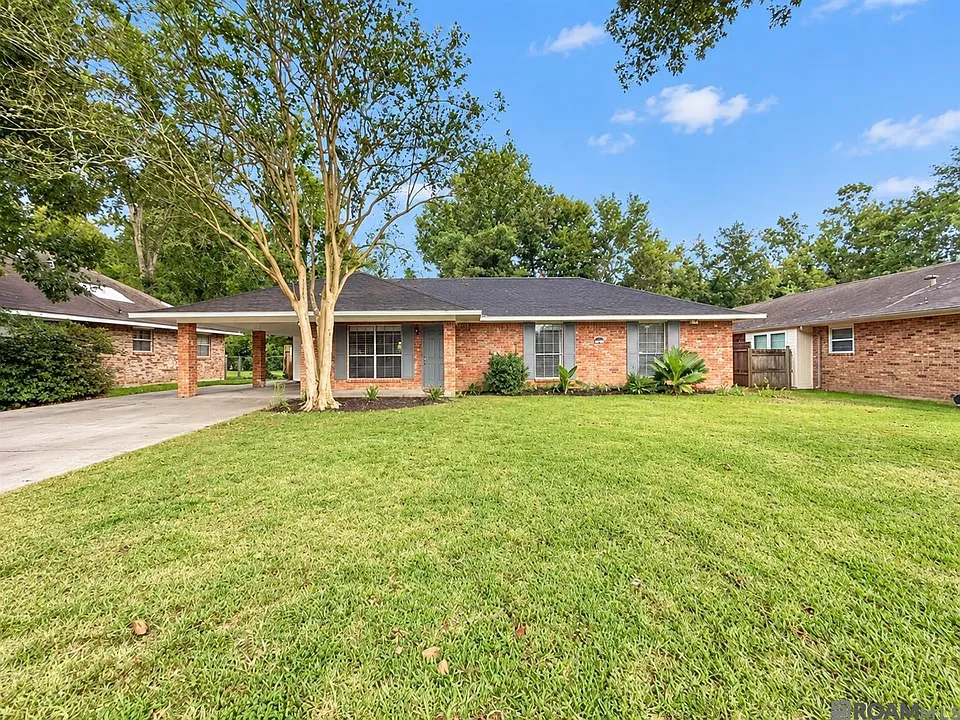 1218 Briarrose Dr
