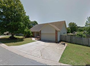 2403 Spring Creek Dr, Benton, AR 72015