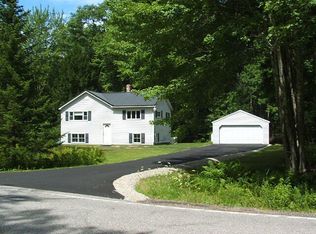 96 Irving Rd, Arundel, ME 04046