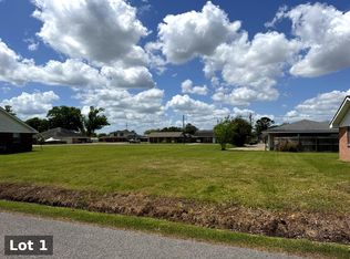E Camellia Dr, Thibodaux, LA 70301