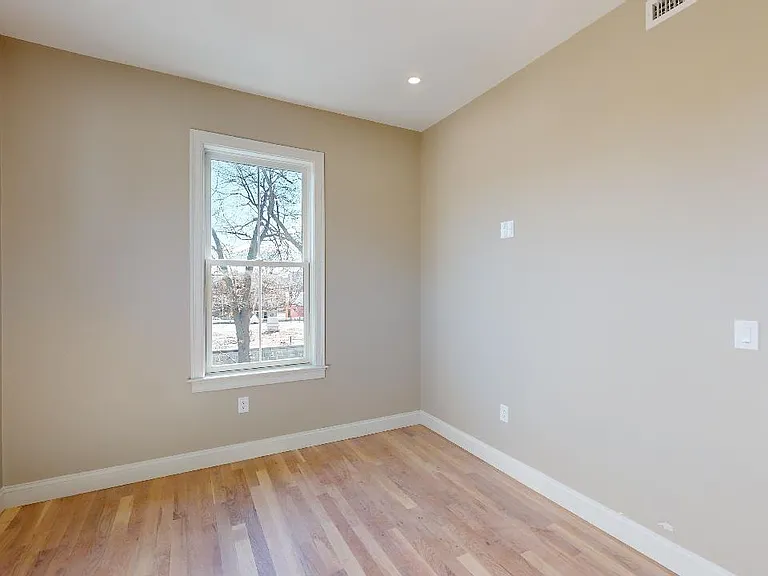 105 Hooker St #2 — Photo 12