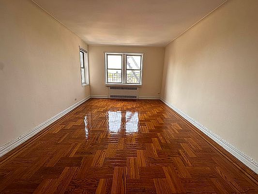 3rd image of 110-20 71st Ave #4