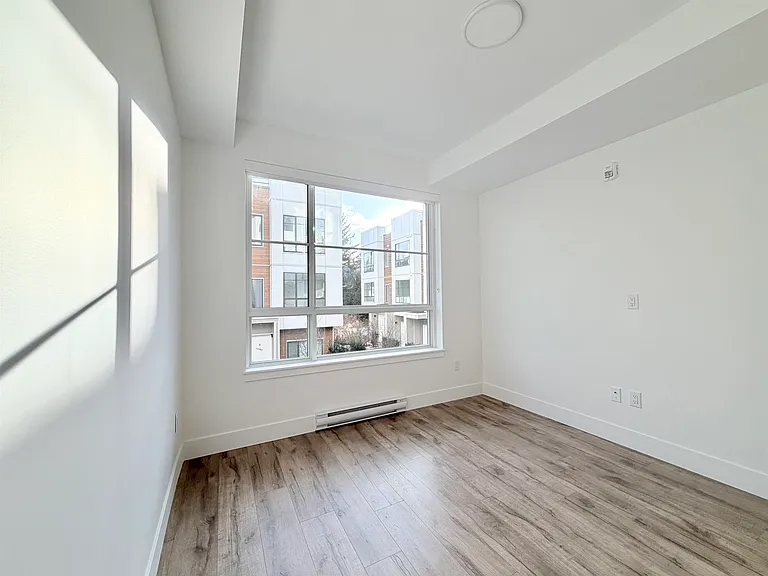 6338 King George Blvd #308 — Photo 15