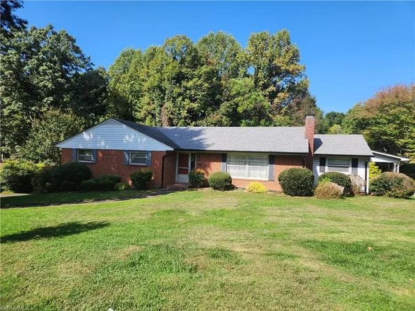 103 Pine St, North Wilkesboro, NC 28659