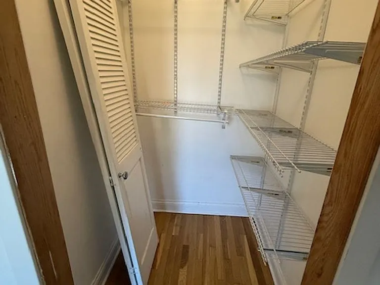 2139 W Lunt LLC — Photo 12