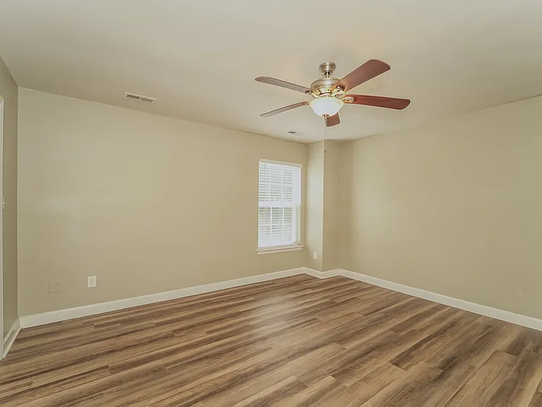 203 Kingville Dr — Photo 11