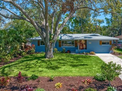 1220 Park View Ln, Largo, FL, 33770