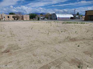 565 D St, Hawthorne, NV 89415