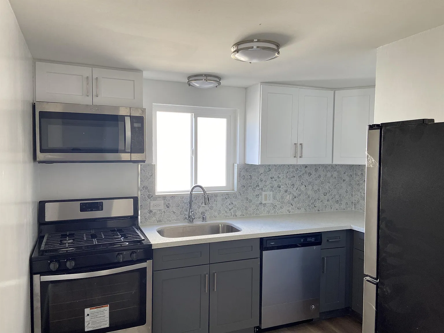 1809 S Manhattan Pl - 06 — Photo 4