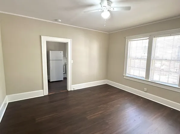 11 E Charlotte Ave, Sumter, SC 29150