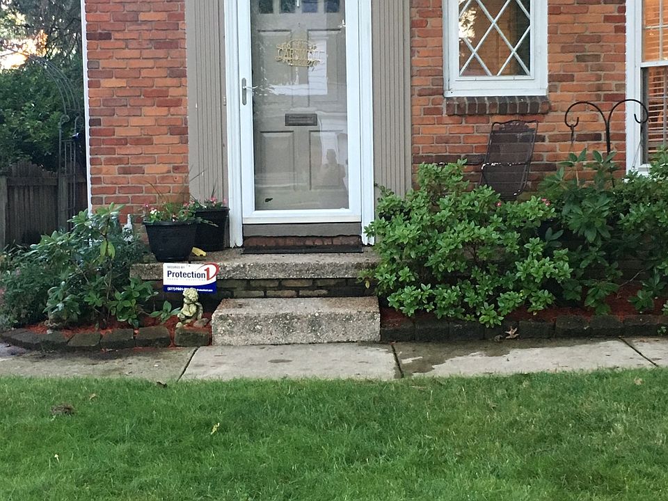 1st image of 183 Hillcrest Ln