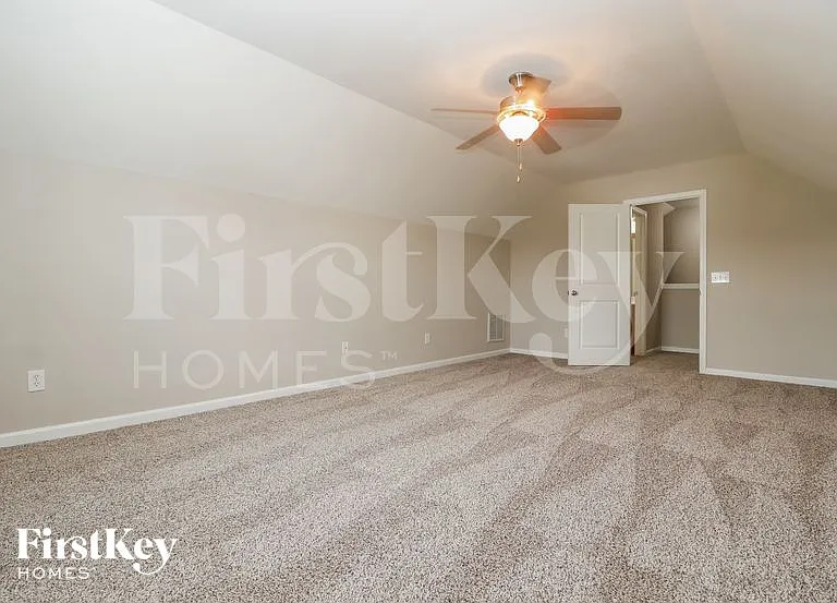 115 Marinella Dr — Photo 12