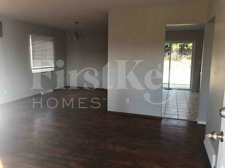5994 Waldway Ln — Photo 3