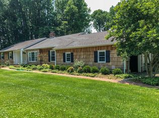 7 Stevens Dr, Holmdel, NJ 07733