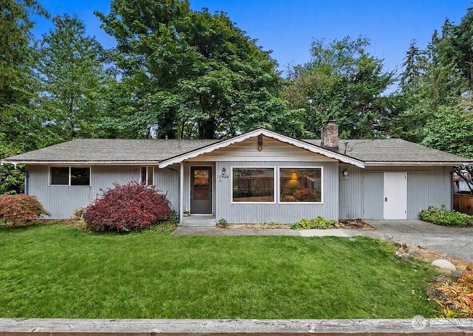 1st image of 19524 14th Avenue NE