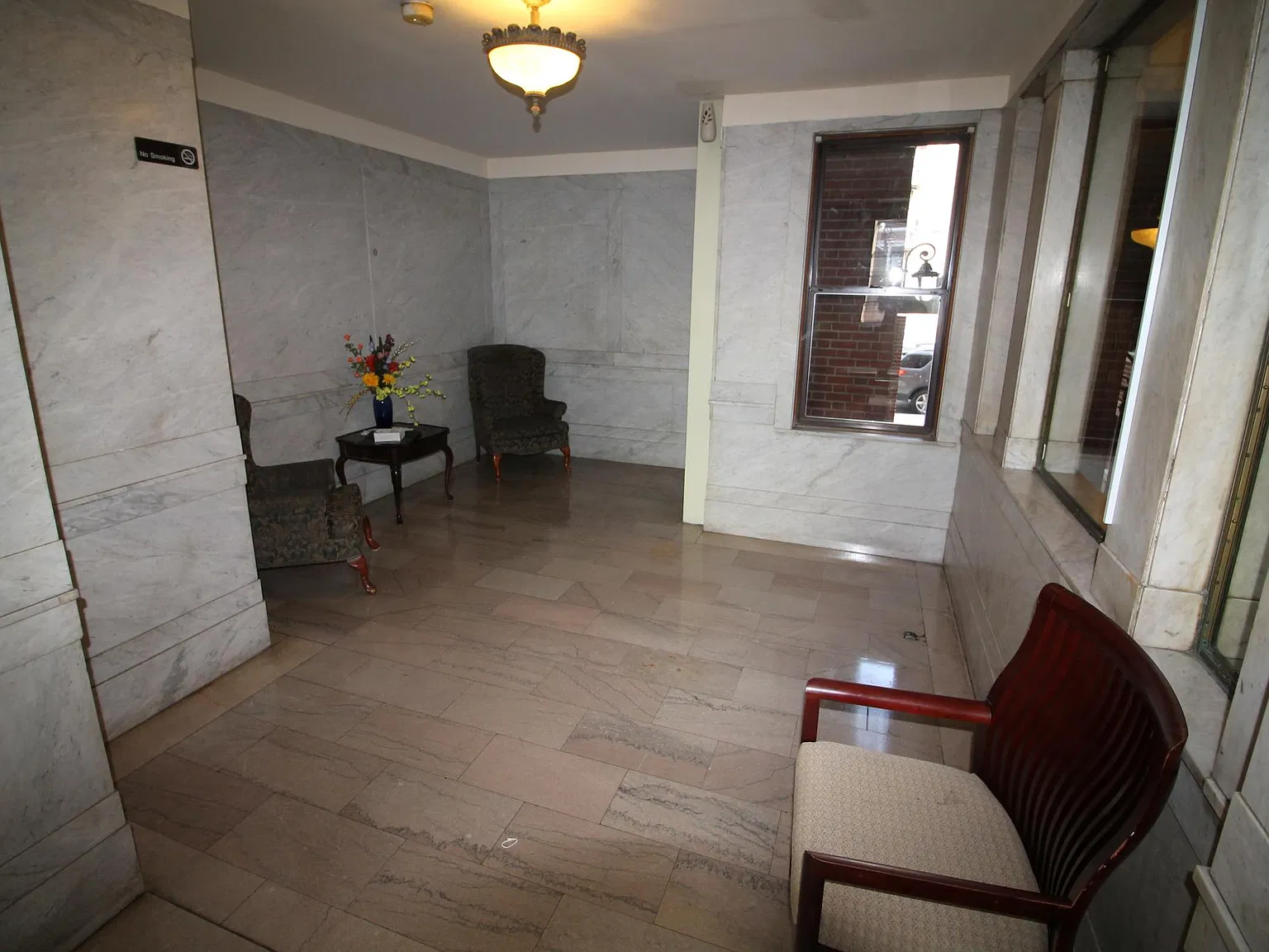 2 bed, 800 sqft, $2,150 — Photo 3