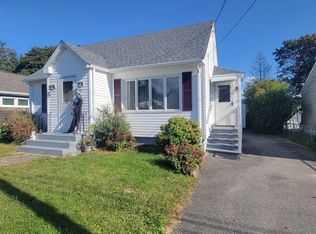 76 Front St, Swansea, MA 02777