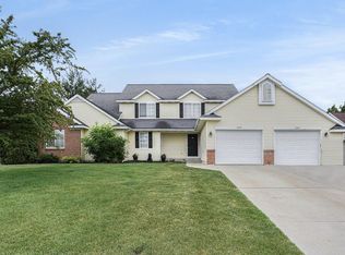 2103-2105 Kinnrow Ave NW, Grand Rapids, MI 49534