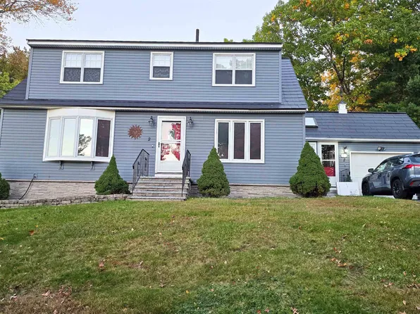 2 Oakdale Avenue, Nashua, NH 03062