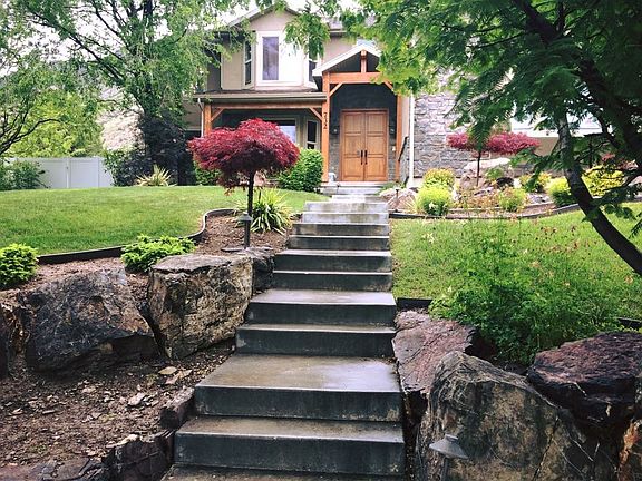 Front yard landscaping