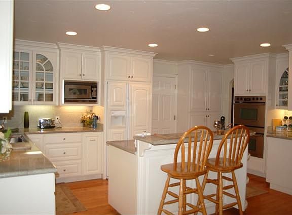 2nd image of 722 W Remington Dr