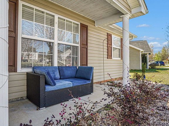 5th image of 502 Pleasant Green Dr