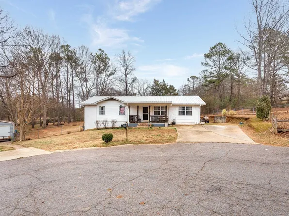 117 David Cir, Anniston, AL 36201