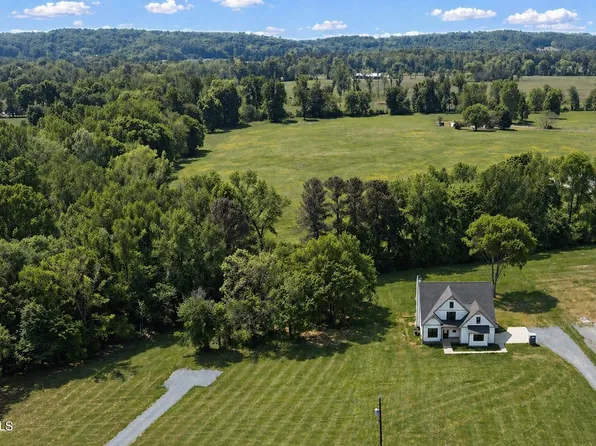 5545 Silk Hope Gum Spring Rd, Siler City, NC 27344