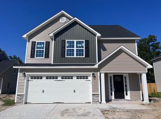 444 Nantucket Trl, Sneads Ferry, NC 28460