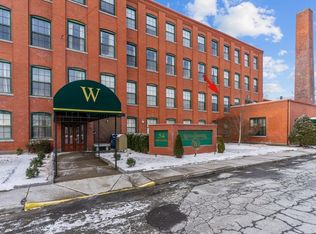 54 Green St APT 211, Leominster, MA 01453