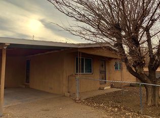 2110 Raven Ln SW, Albuquerque, NM 87105