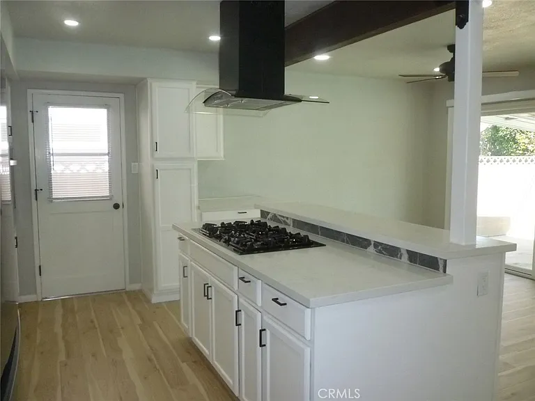 1432 W 172nd St — Photo 22