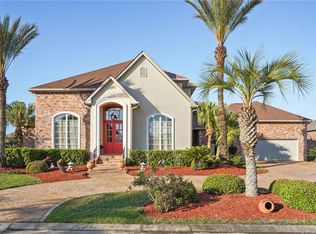 133 Santa Cruz Ct, Slidell, LA 70458